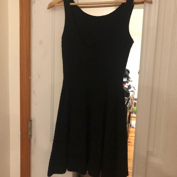 H&M Dresses & Skirts - H&M Black Swing Dress